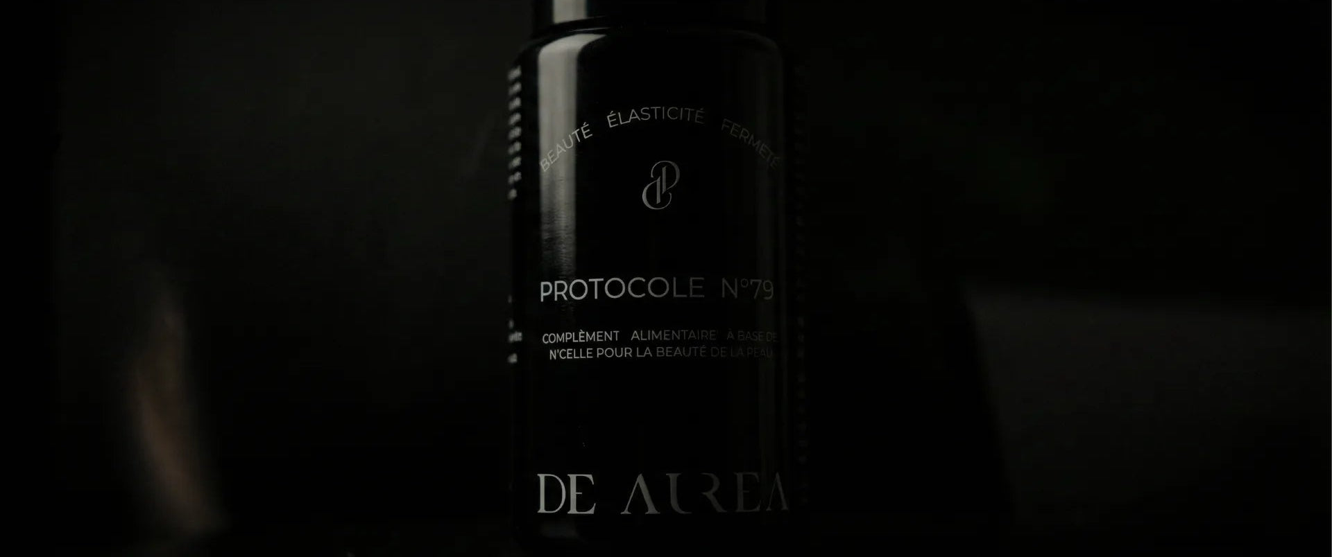 Pilulier du  Protocole N°79 en verre violet